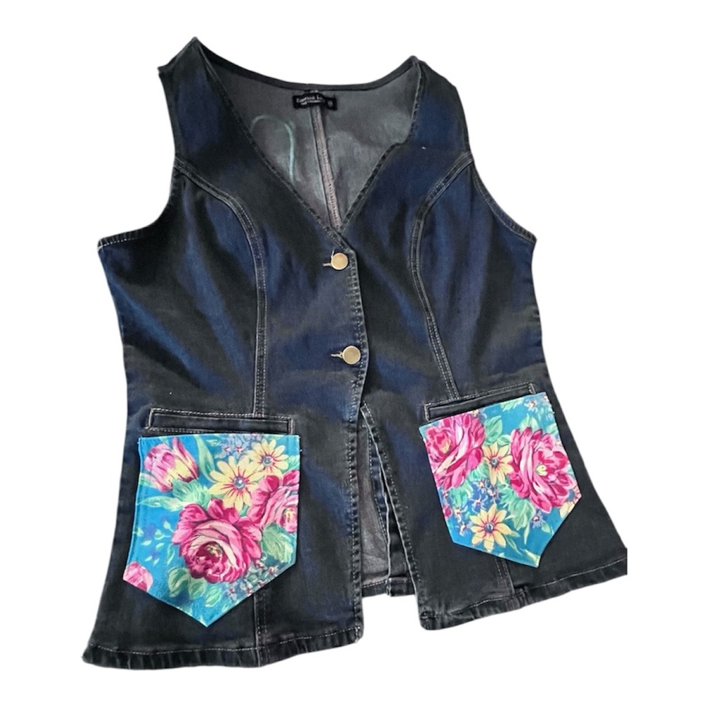 Denim vest featuring vibrant tropical floral accents - Size M